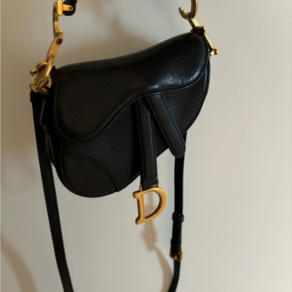 Dior Black and Gold Crossbody Bag with Saddle Design - Picture 1 of 3